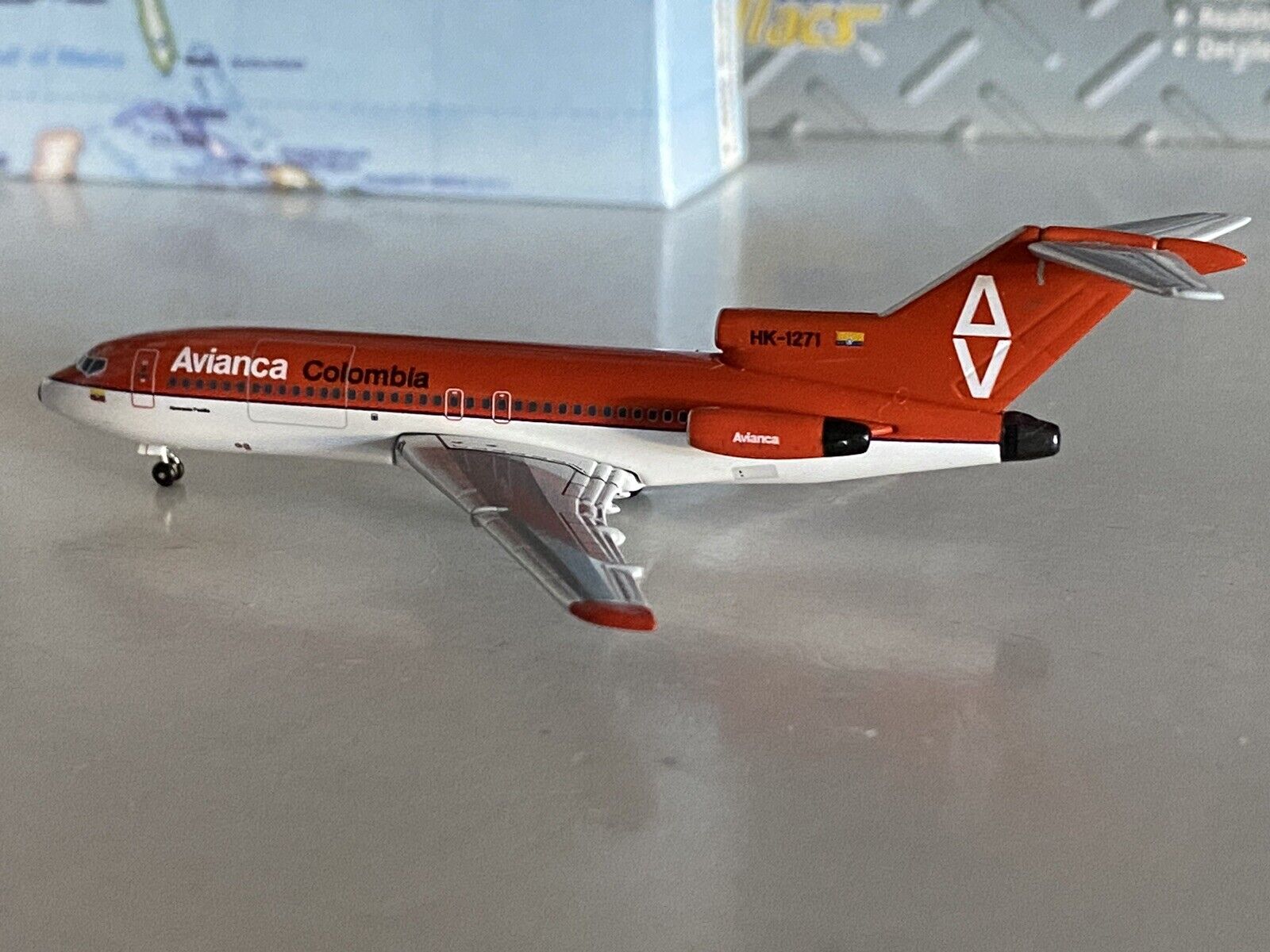 Aeroclassics Avianca Boeing 727-100 1:400 HK-1271 ACHK1271