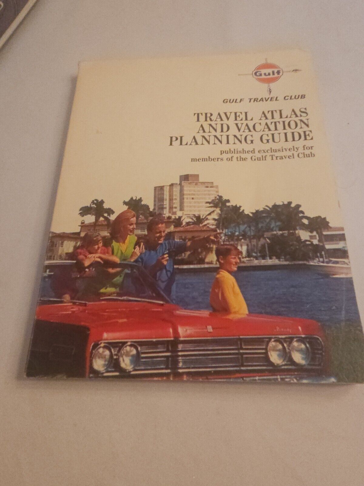 Vintage 1968, Gulf Travel Club Travel Atlas & Vacation Planning Guide, Paperback