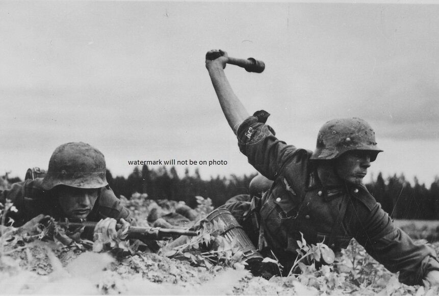 German Troops throwing Stick Grenade in Russia 13\