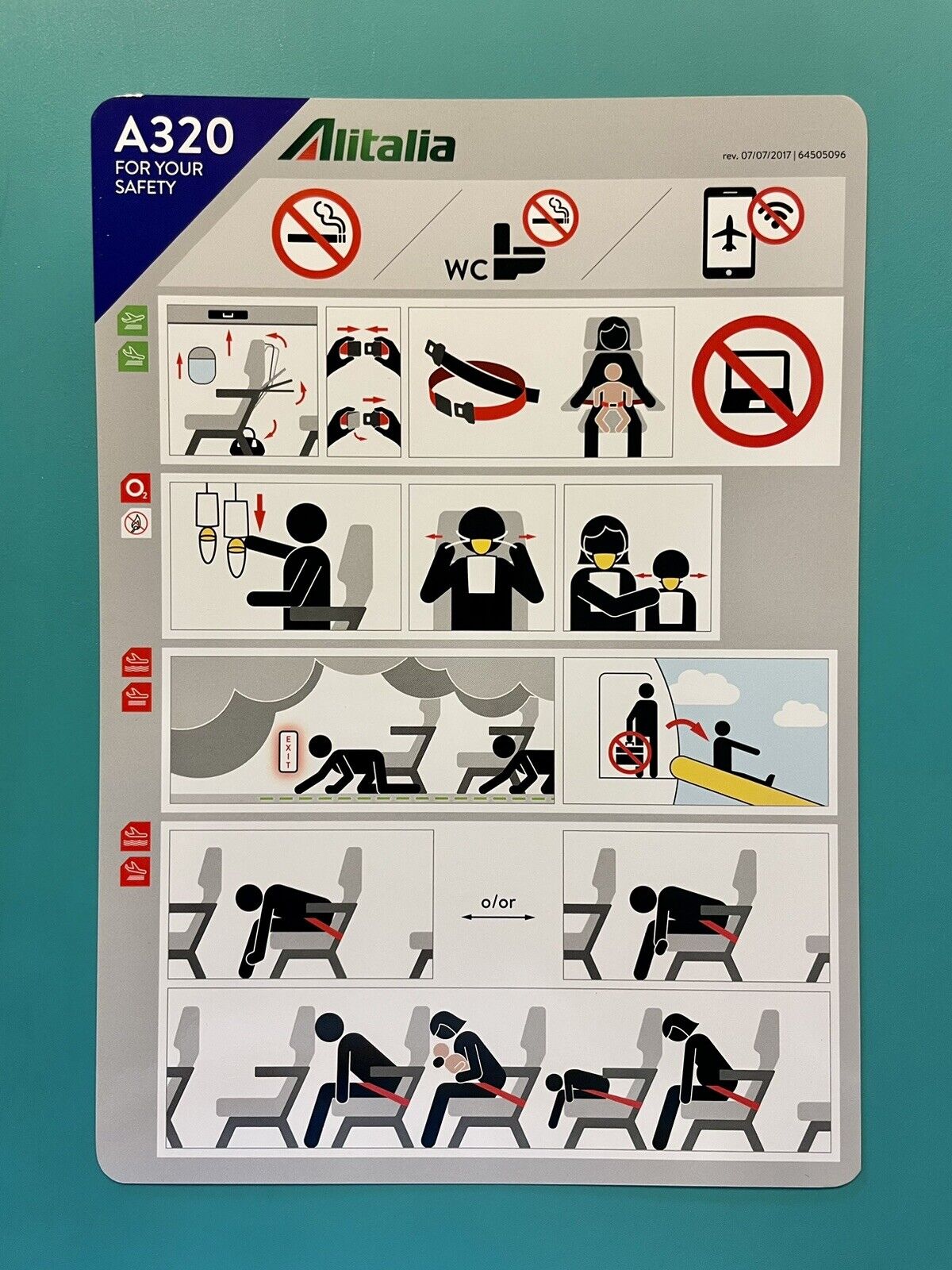 2017 ALITALIA AIRLINES SAFETY CARD--AIRBUS 320