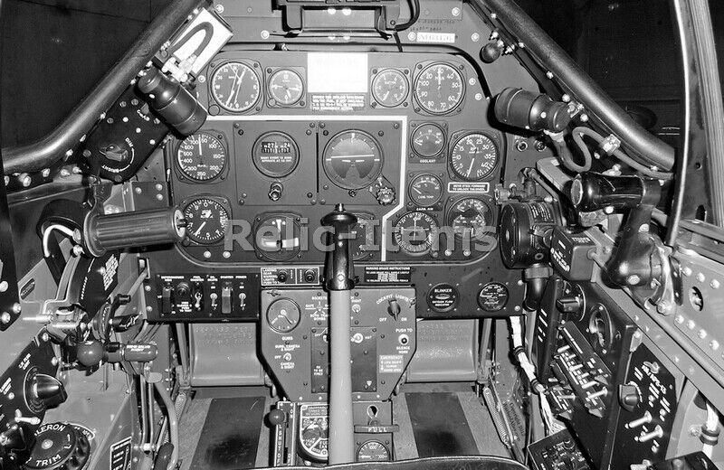 WW2 Picture Photo US Air Force Aircraft P-51 Fighter Mustang Cockpit 0414