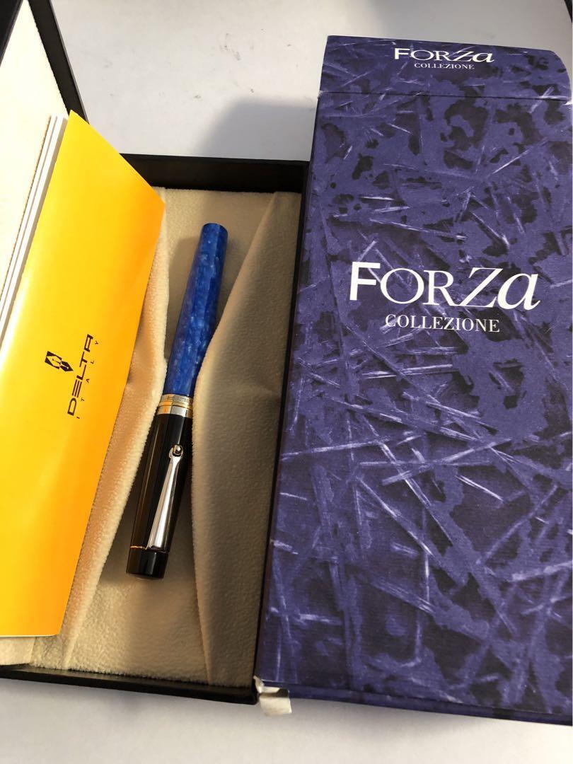 Delta fountain pen Forza #bf1f4d