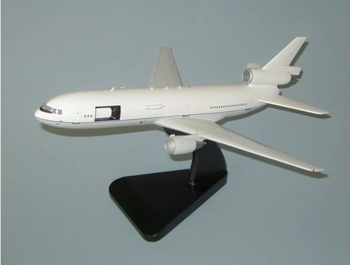 McDonnell Douglas DC-10 WASP Airborne Sensor Desk Top 1/150 Model SC Airplane