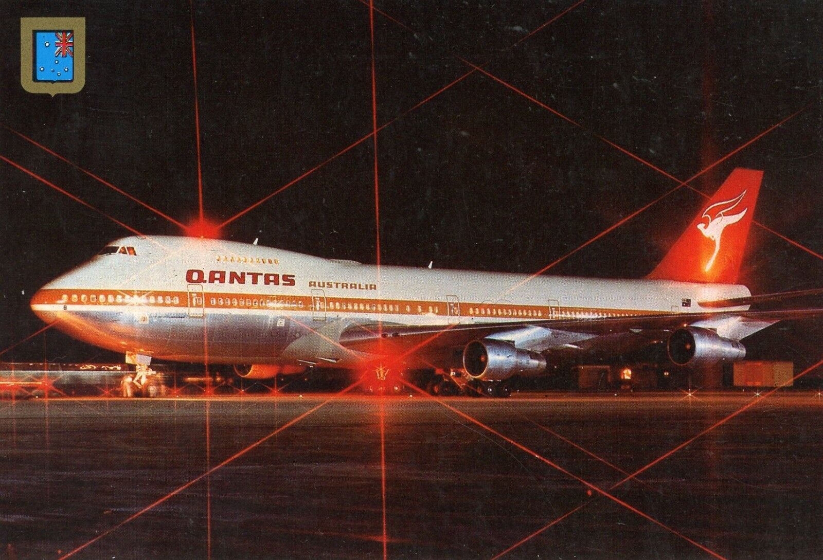 AUSTRALIA   AIRLINES  QANTAS  B-747-200   AIRPORT / AIRCRAFT  11