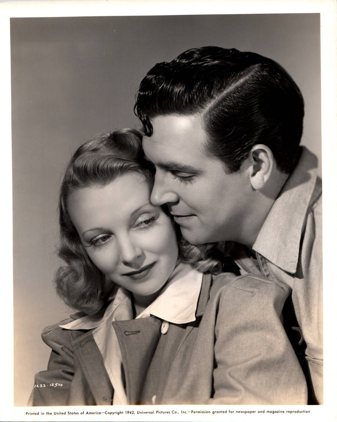 Virginia Bruce + Robert Paige in Pardon My Sarong (1942) ❤ Vintage Photo K 351