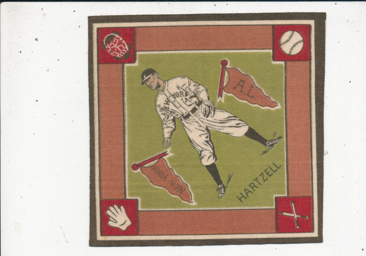 1914 b18 blanket Roy Hartzell New York Yankees green field inside