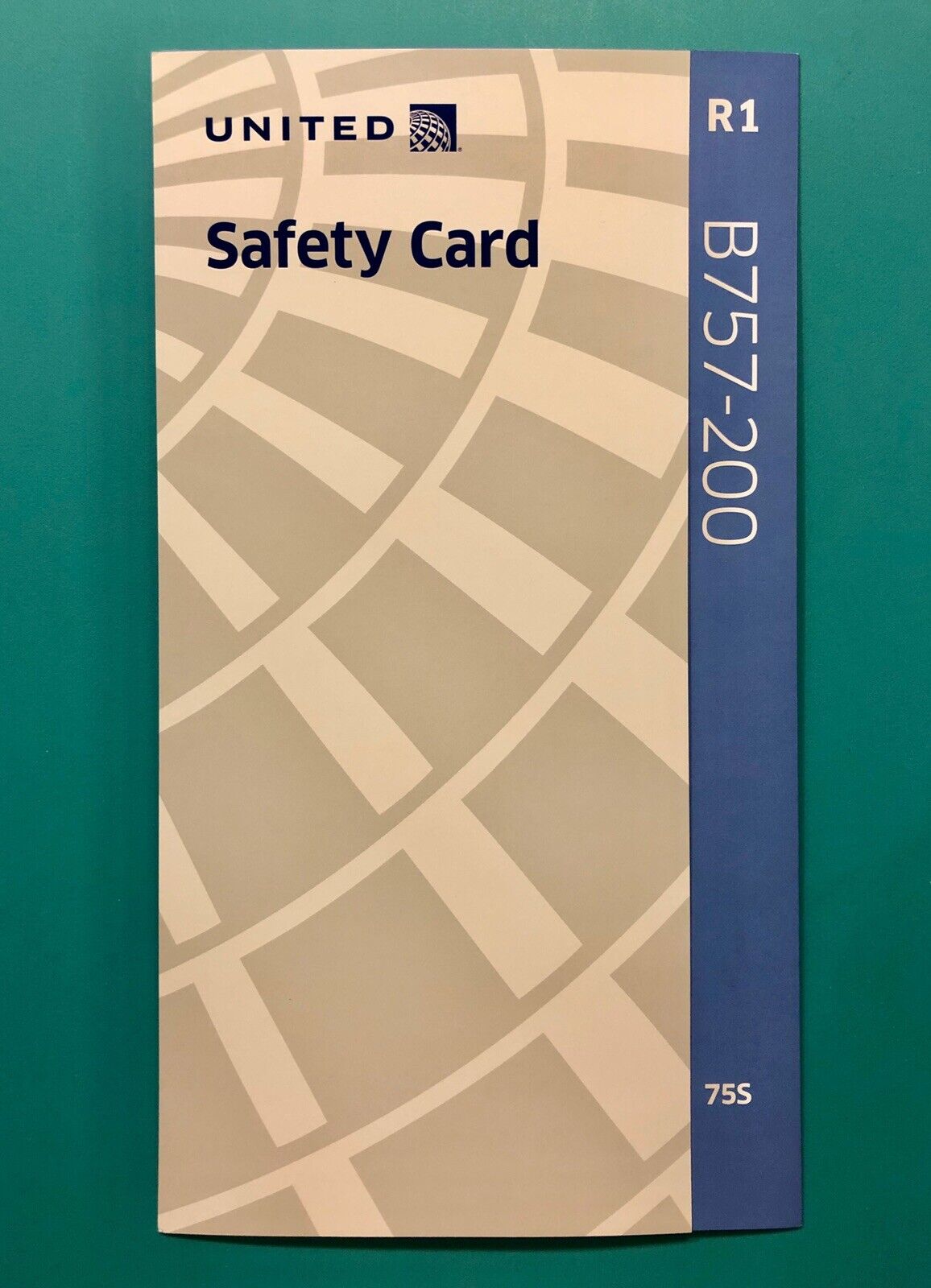 2019 UNITED AIRLINES SAFETY CARD--757-200S Rev 1