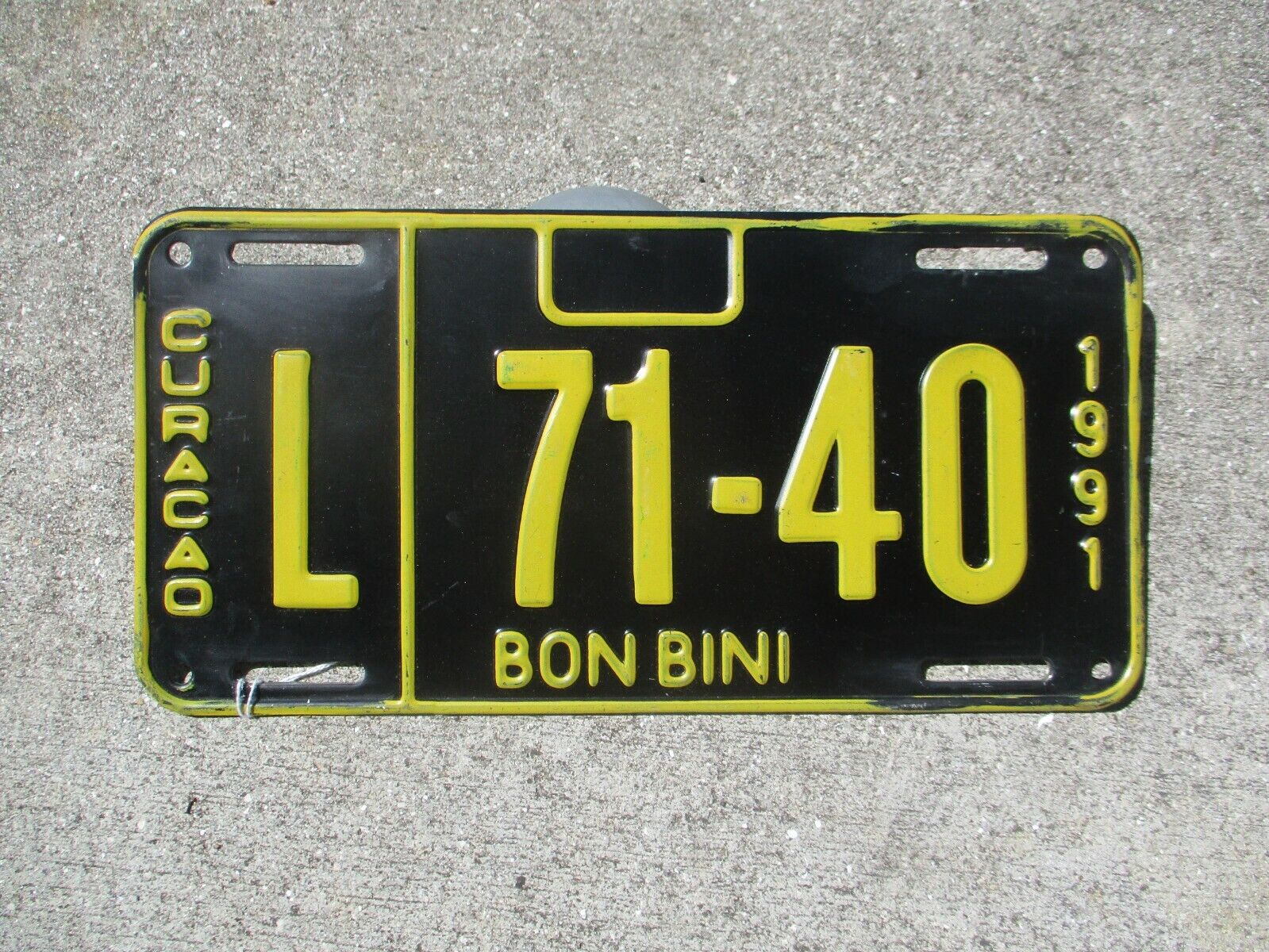 Curacao 1991  license plate  #   L  71 - 40