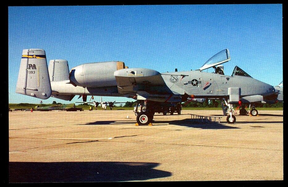 A-10A Warthog postcard Fairchild Republic A-10 Thunderbolt II   *03a
