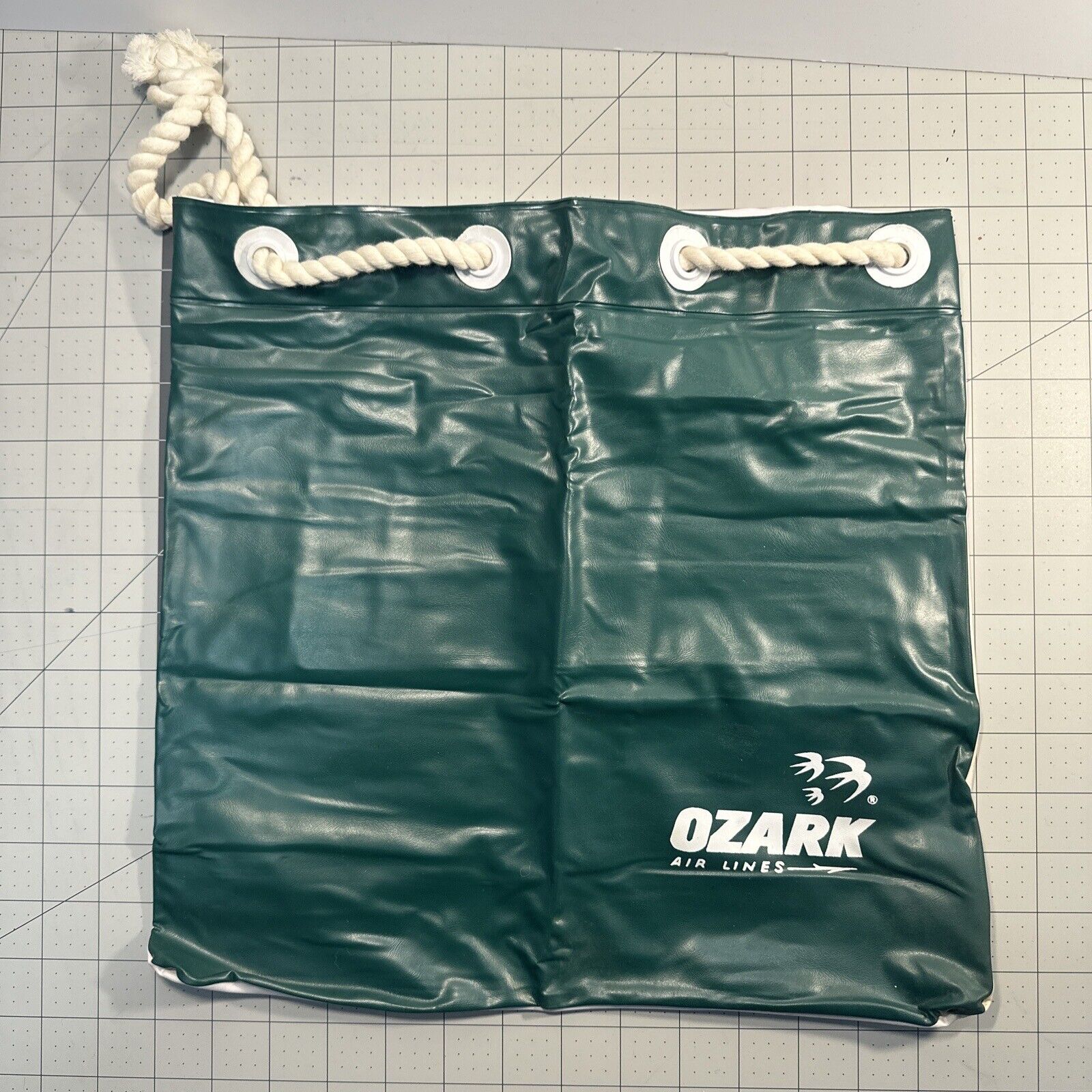 Vintage Ozark Air Lines 2 in 1 Inflatable Vinyl Pillow Drawstring Tote Beach Bag