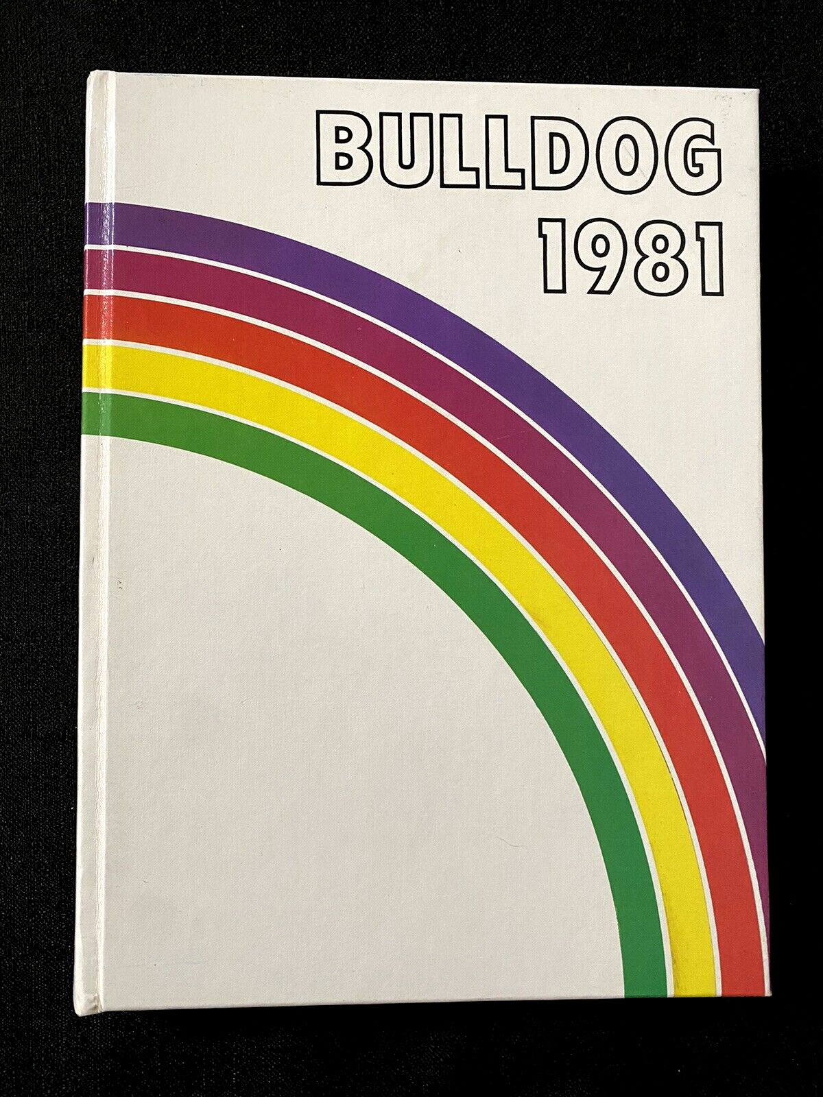 1981 Sweeny Bulldog High School Yearbook - Sweeny, Texas (No Writing)