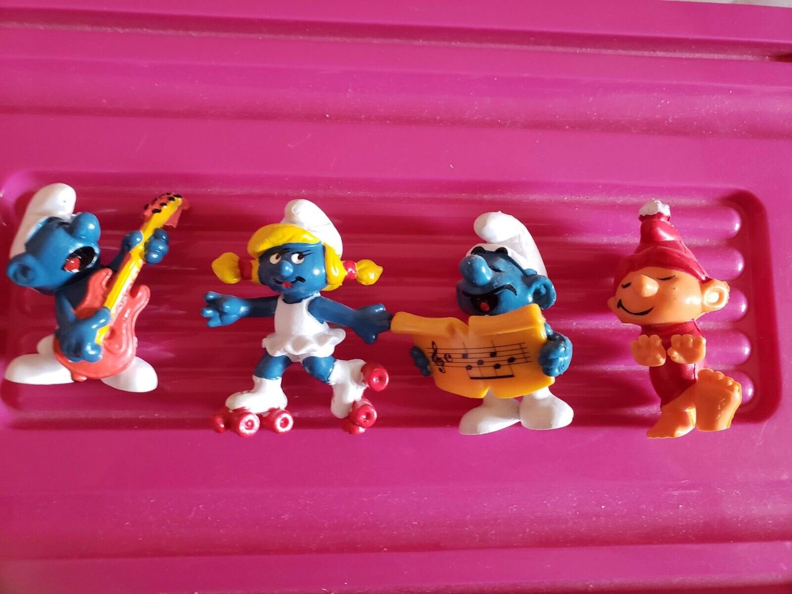 Lot Of 4 Vintage 1980s Smurf Plastic Figurines
