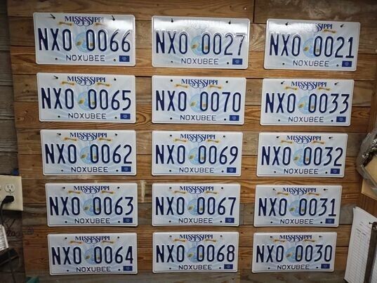 2018 Mississippi expired lot of (50) guitars Craft  License plates NOS