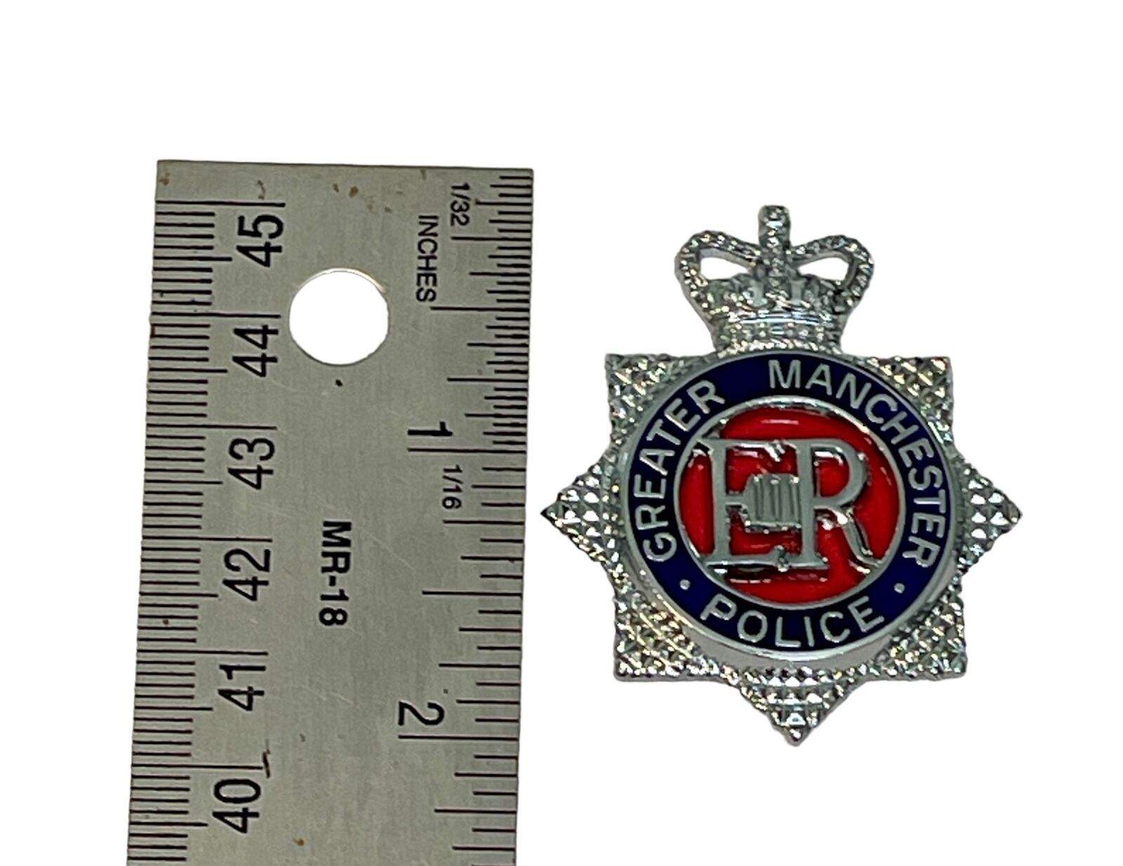Obsolete Greater Manchester Police Cap Badge Queens Crown Shield Crest UK