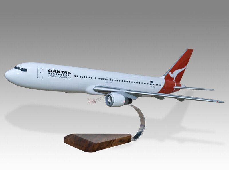 Boeing 767-300ER Qantas Ver. 2 Solid Kiln Dried Wood Handmade Desktop Model