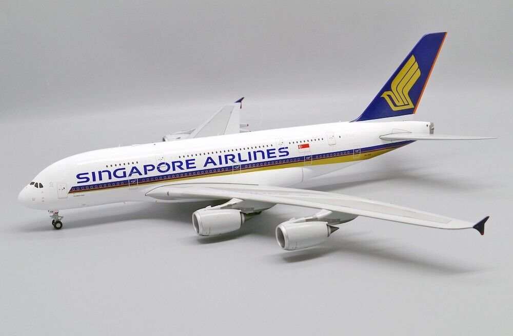 JC Wings EW2388008 Singapore Airlines Airbus A380-800 9V-SKB Diecast 1/200 Model