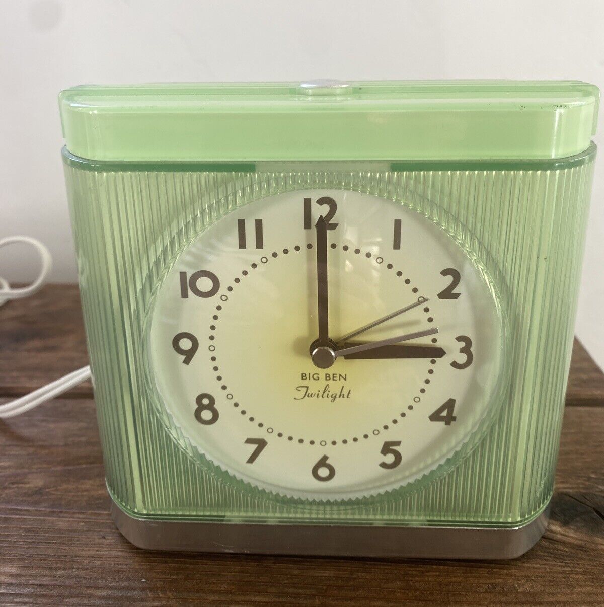 VTG Westclox Retro Big Ben Twilight Alarm Clock Green Art Deco Nightlight 43003