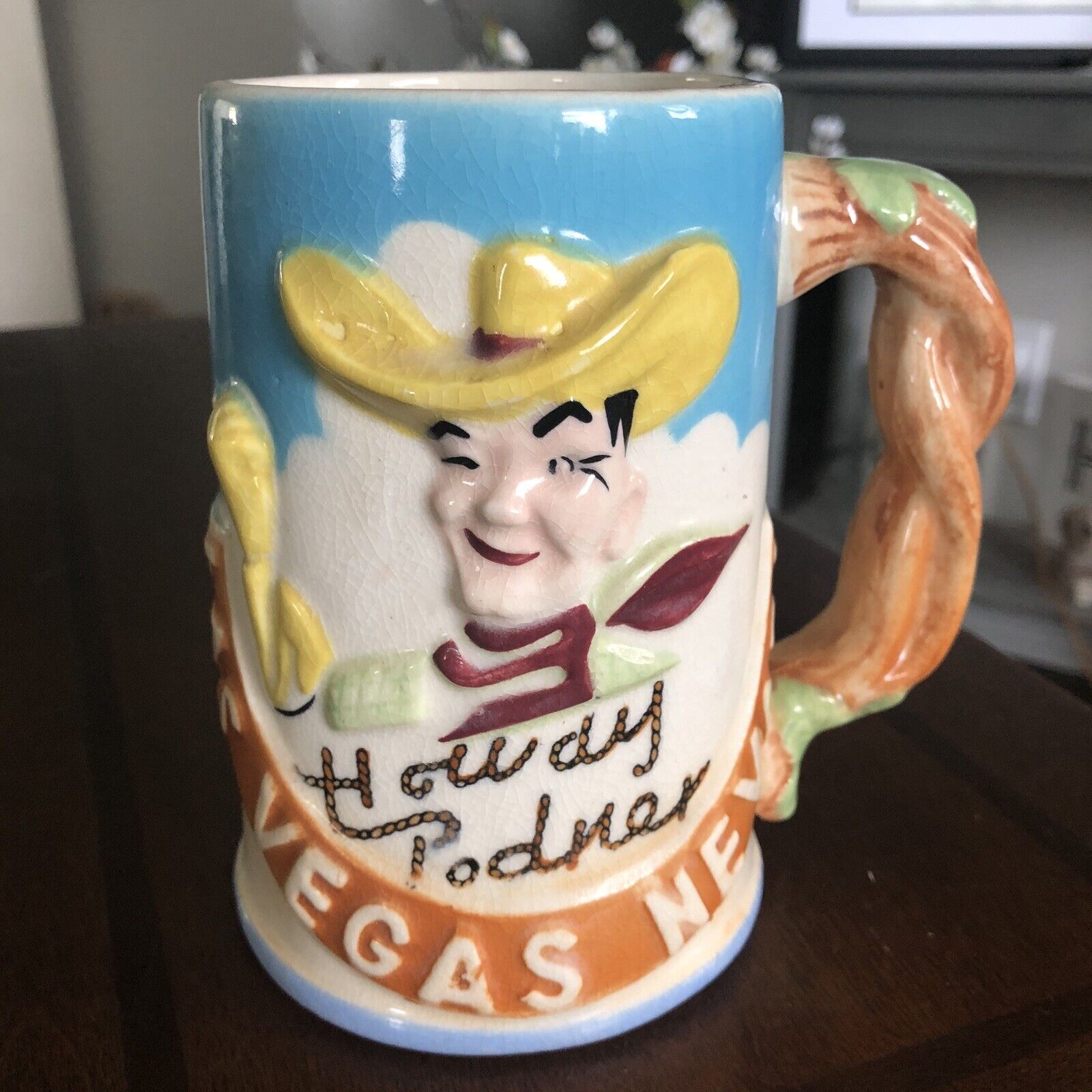 Vtg Las Vegas Nevada Howdy Podner Embossed 1950’s Hand Painted Mug