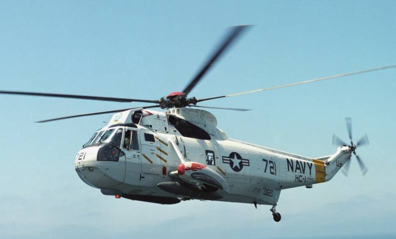 Sikorsky SH-3 Sea King SH3 Helicopter Desktop Kiln Dry Wood Model Small New