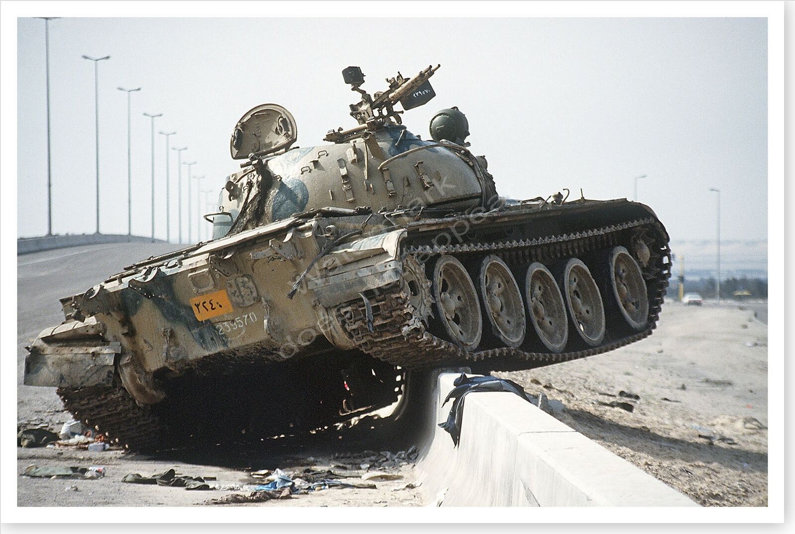 Destroyed Iraqi T-55 Main Battle Tank In Kuwait Desert Storm 8 x 12 Photo