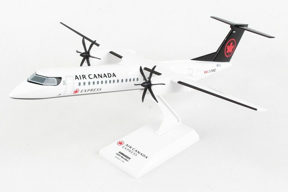 Skymarks SKR1009 Air Canada Express Dash 8 Q400 Desk Top Model 1/100 AV Airplane