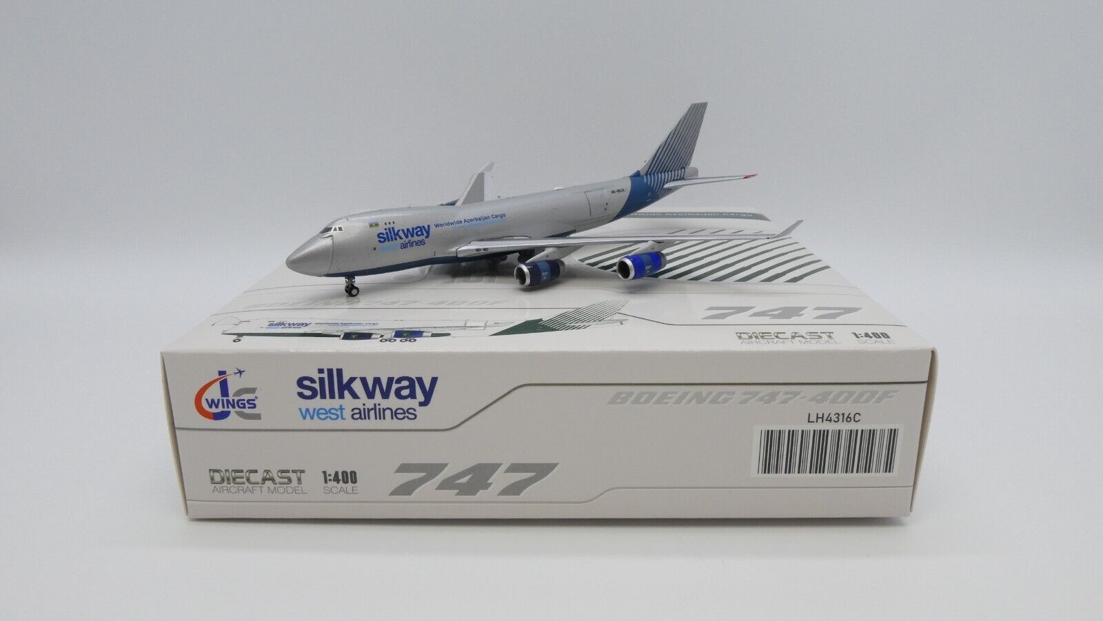 Silk Way West Airlines B747-400F 4K-BCH 1:400 JC Wings Interactive LH4316C (E+)