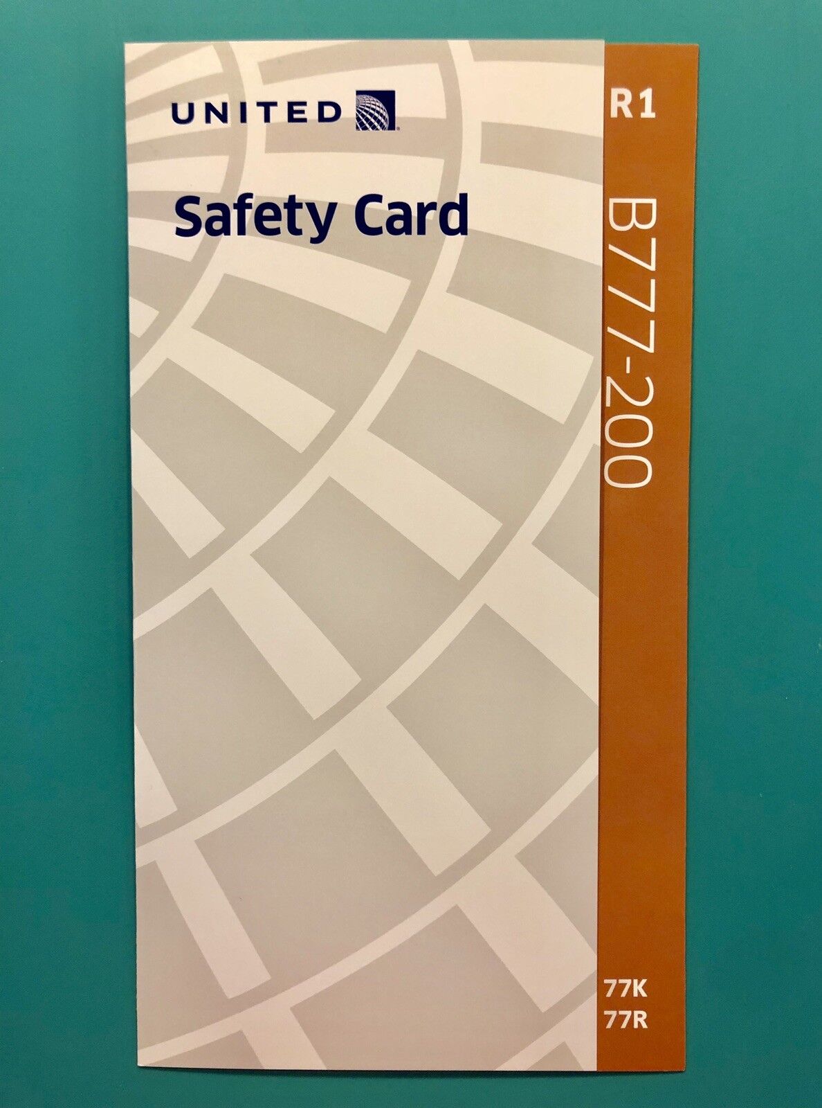 2018 UNITED AIRLINES 777-200K/R SAFETY CARD