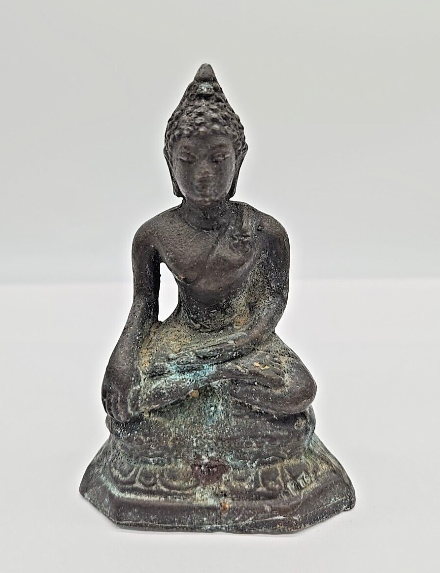 Thai Copper Seated Buddha Figurine Shakyamuni Small 3.75\