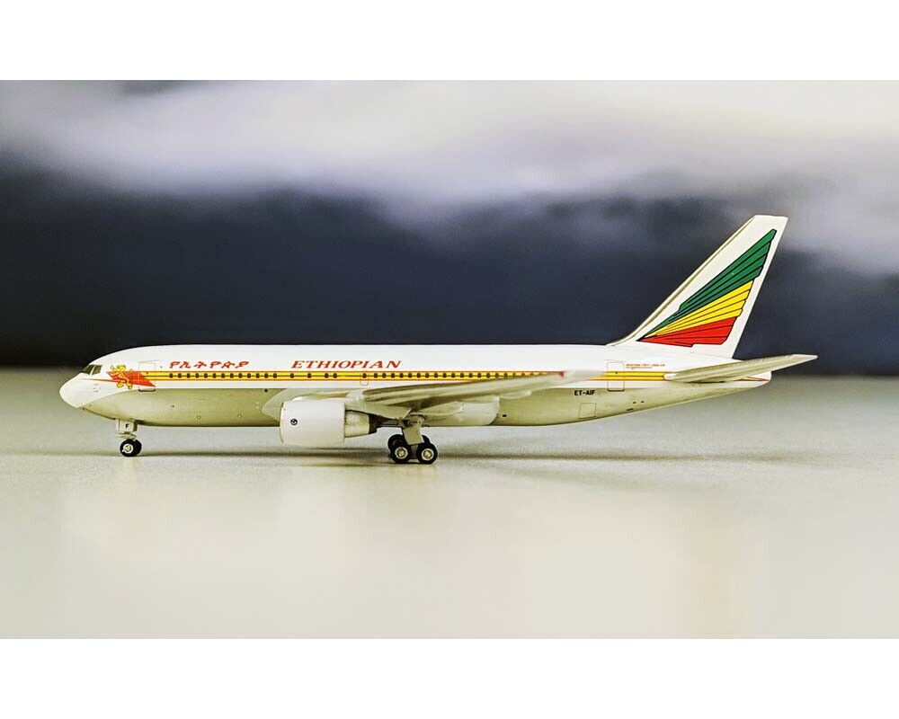 Aeroclassics ACETAIF Ethiopian Air Boeing 767-200 ET-AIF Diecast 1/400 Jet Model