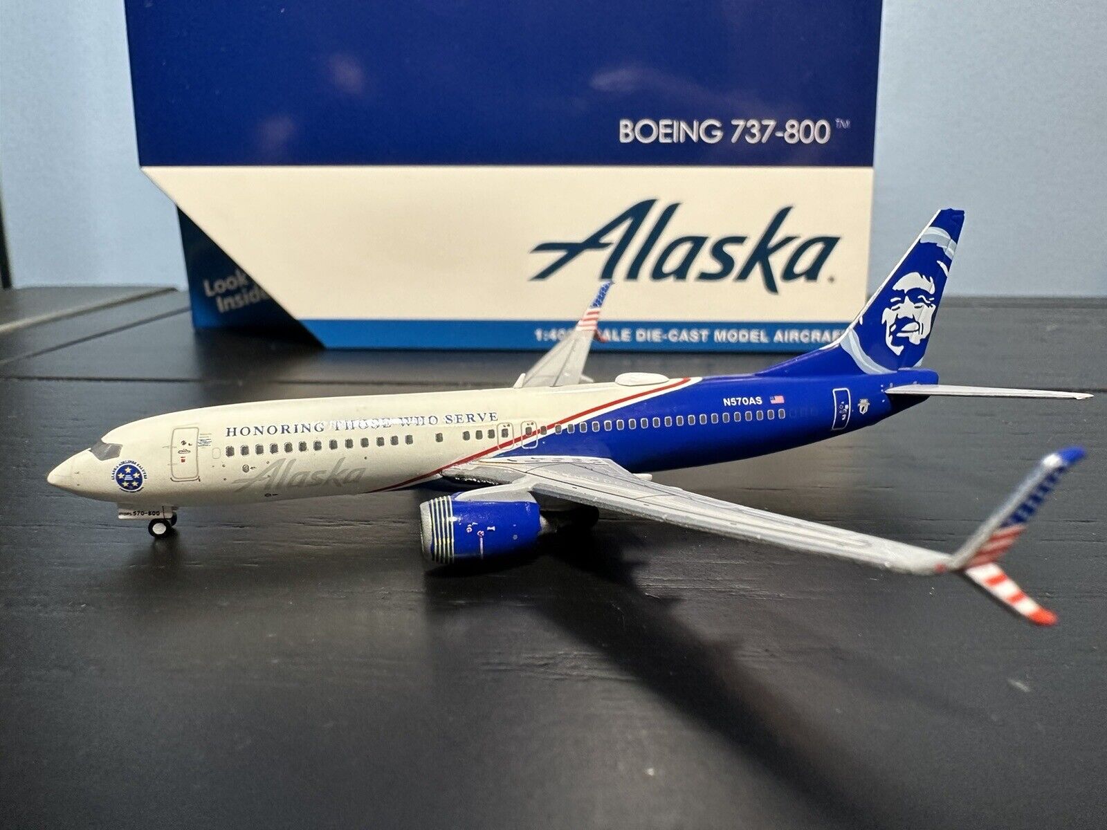 Genini Jets 1:400 Alaska Airlines Boeing 737-800 “honoring Those Who Serve”