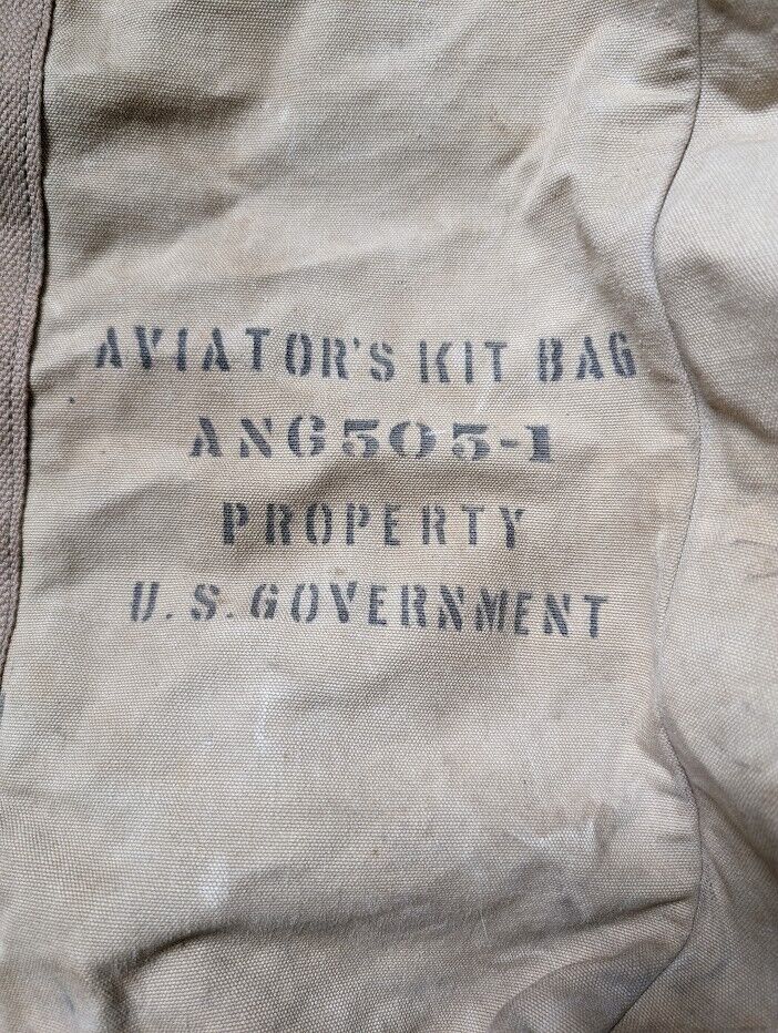 US Air Force WWII AVIATOR'S KIT BAG AN6505-1 GEAR DUFFLE Great Condition