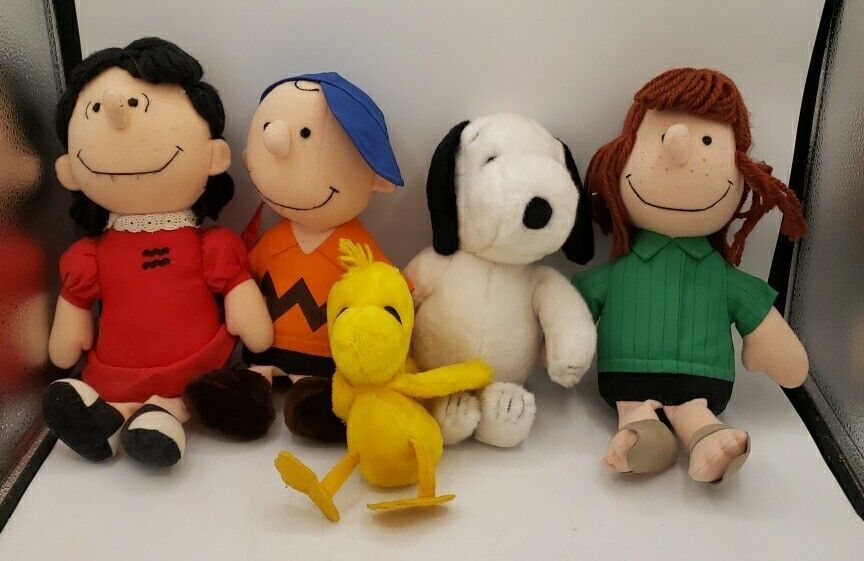 Lot Of 5-Vintage Stuffed Plush Peanuts United Feature Syndicate 60s-80s