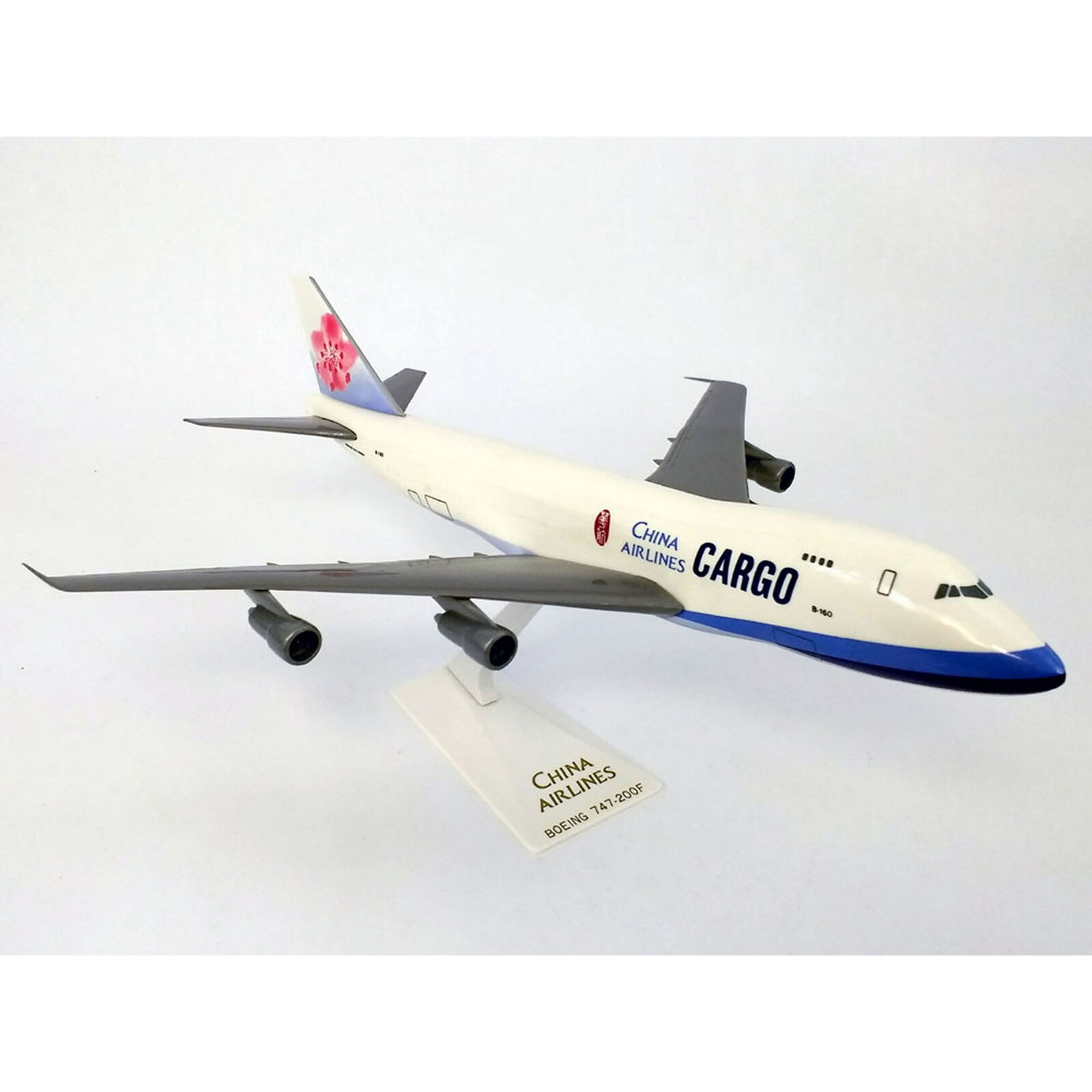 Flight Miniatures China Airlines Cargo Boeing 747-200F Desk 1/250 Model Airplane