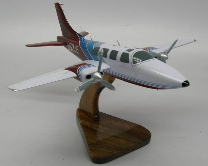 Ted Smith Aerostar 600-601 Airplane Desktop Wood Model Regular 
