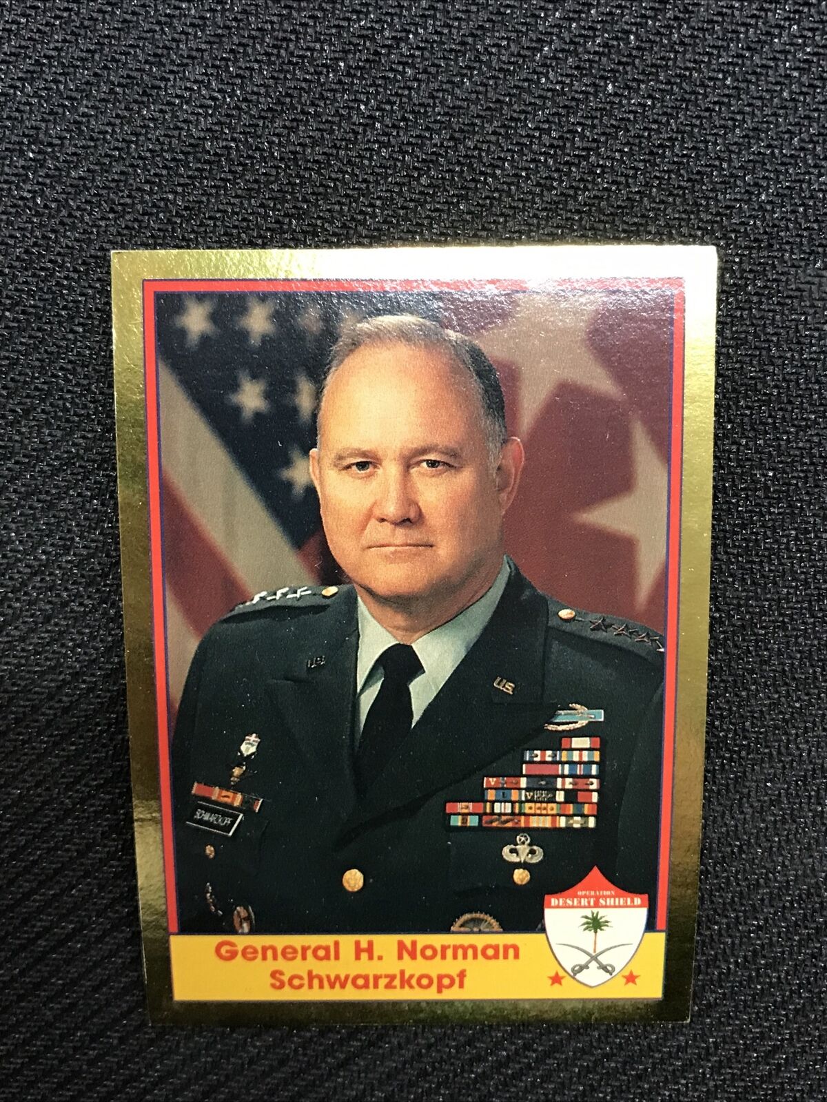 1991 Topps Desert Storm #4 General Norman Schwarzkopf Military Card Gold 500