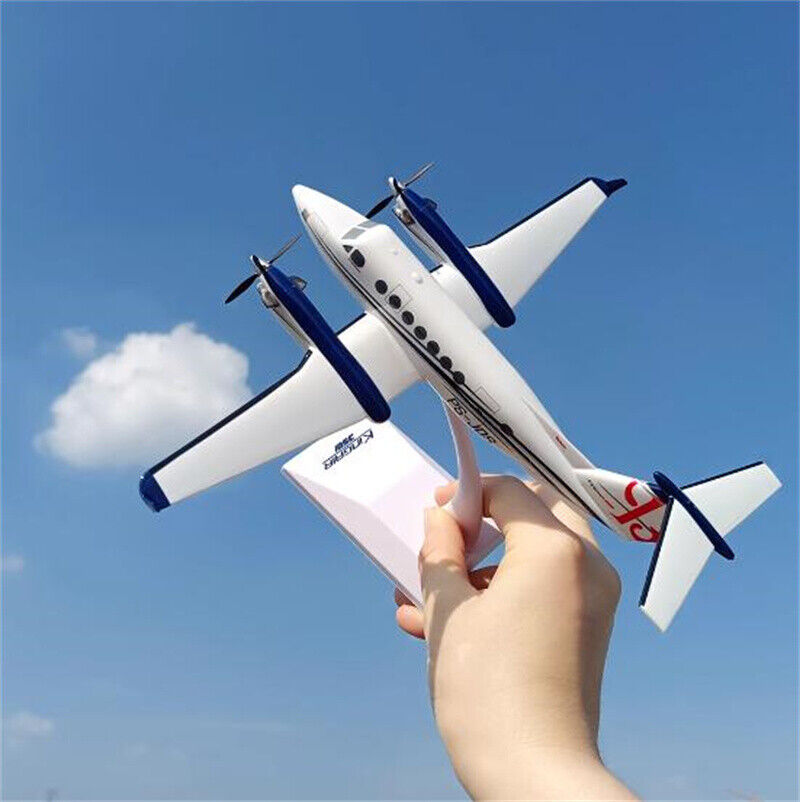 KingAir 350i 1:75 Business Jet Static Aircraft Display Model NEW Collection Gift