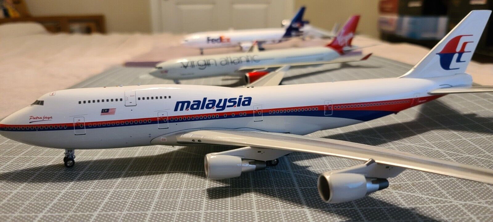 Malaysia Airlines B747-400 9M-MPP  JFox Diecast 1/200 Model