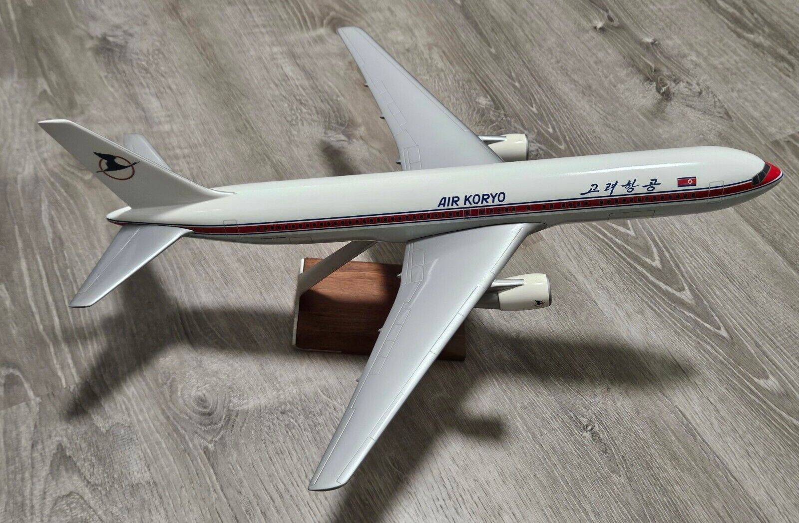 Rare Pacmin Air Koryo Airline Boeing 767-300 1/100 Scale Model