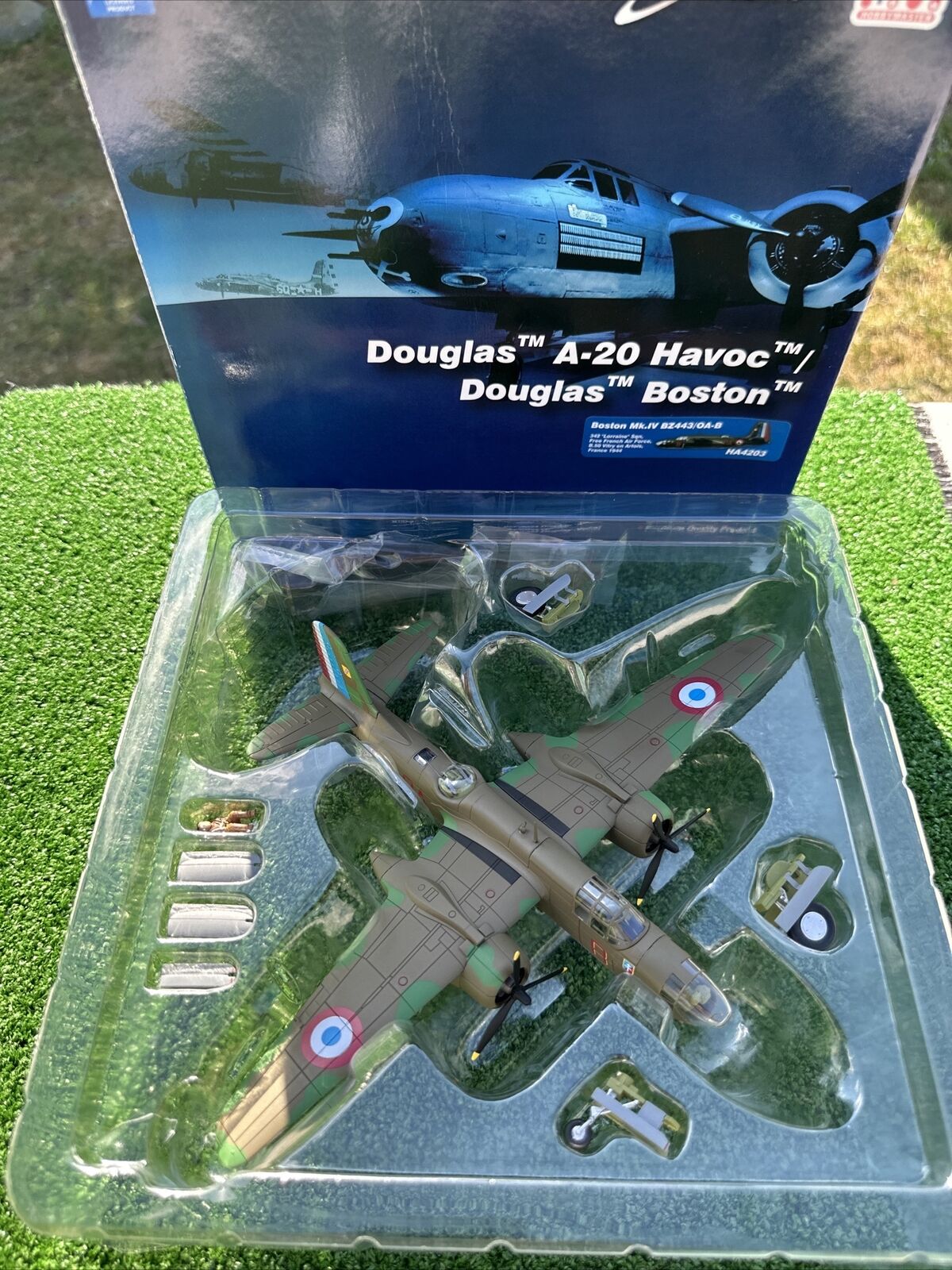 Hobbymaster Douglas A-20 Boston/Havoc HA4203 Free French Air Force France 1944