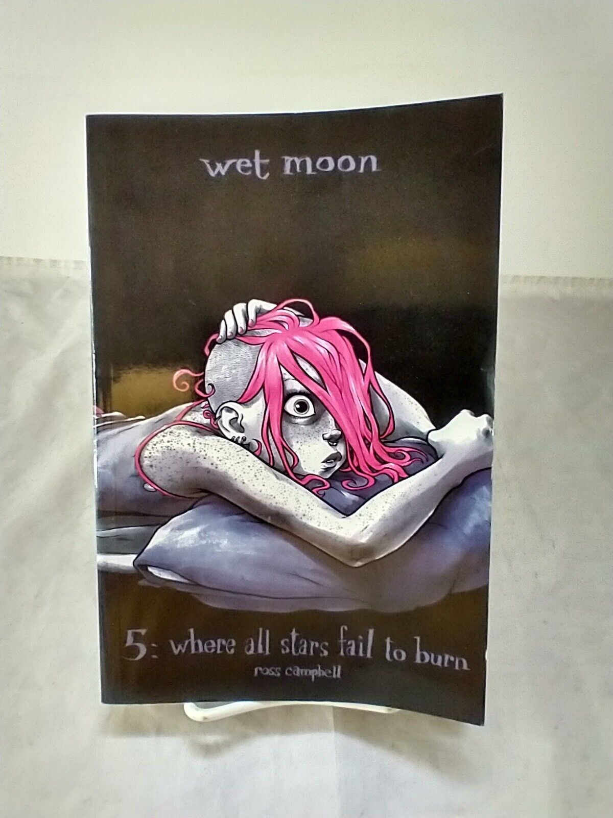 Wet Moon #5: Where the Stars Fail to Burn (Oni Press- by Ross Campbell)