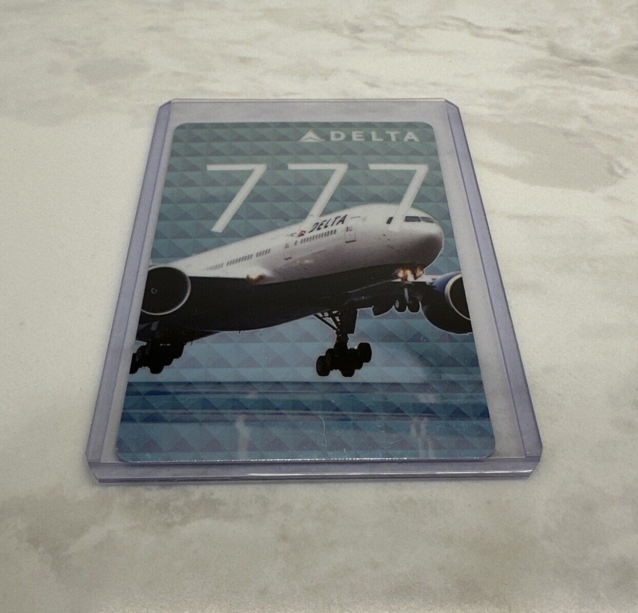 Delta Airlines Boeing 777-200 Pilot Trading Card RARE 2016 COLLECTIBLE NEW