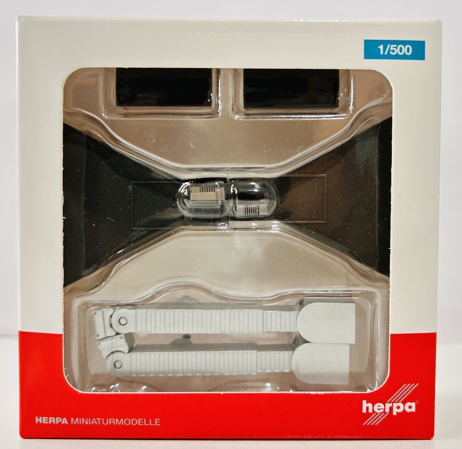 1:500 Herpa Wings Airport Accessories Apron Entrance and exit station (520553)