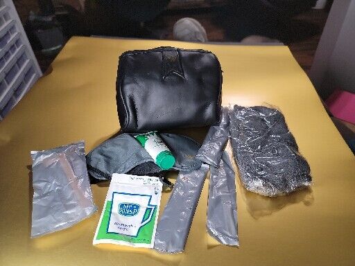 Vintage NORTHWEST AIRLINES NWA FIRST CLASS AMENITY BAG KIT TOILETRIES