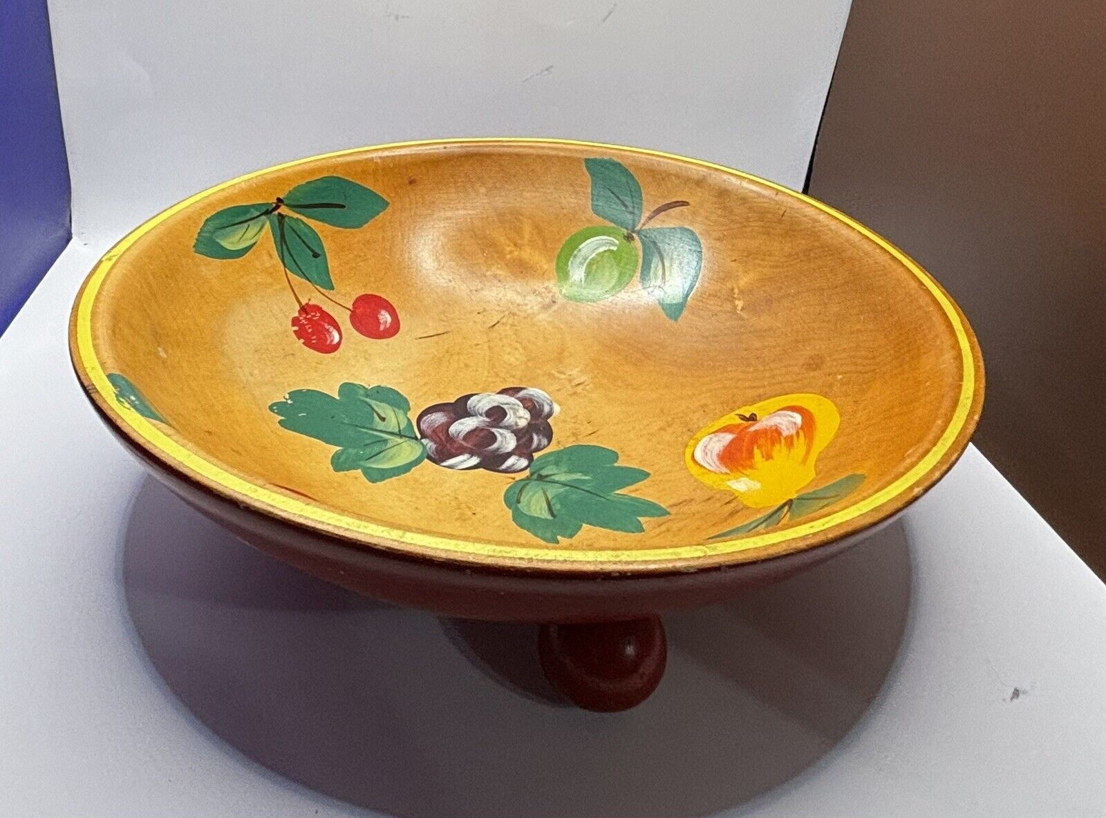 Vintage Robinhood Ware Wood Hand Painted 10” Round Bowl Handpainted Fruit Design