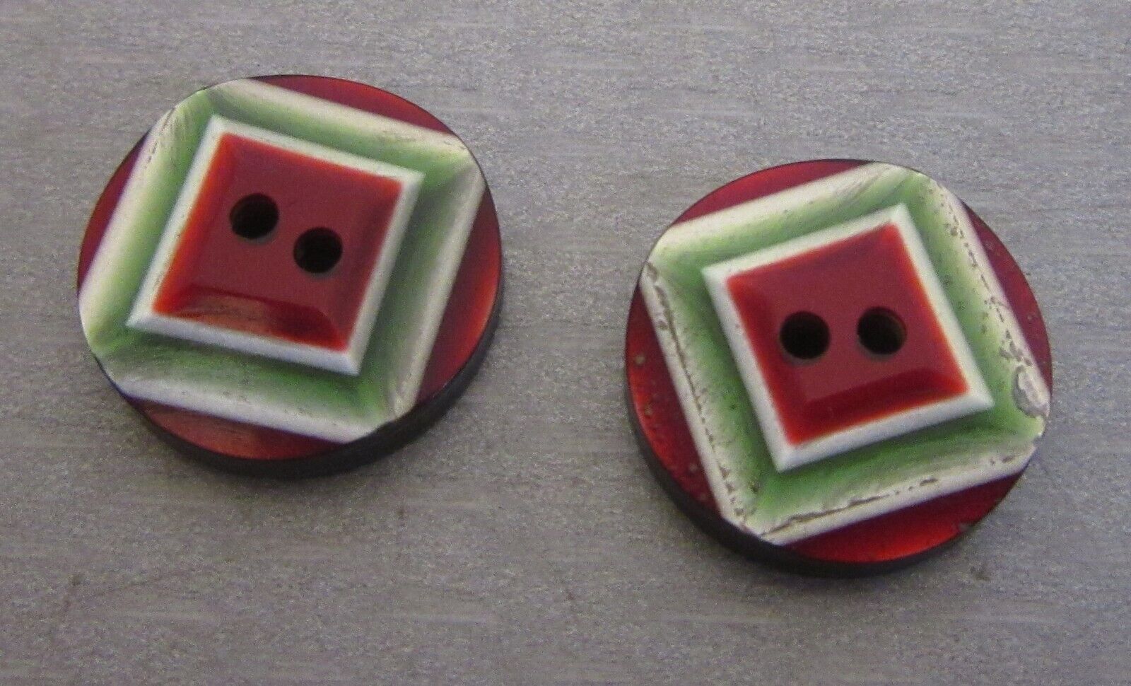 60s vintage authentic LEA STEIN PARIS BUTTONS 2 red green layered squares 18mm