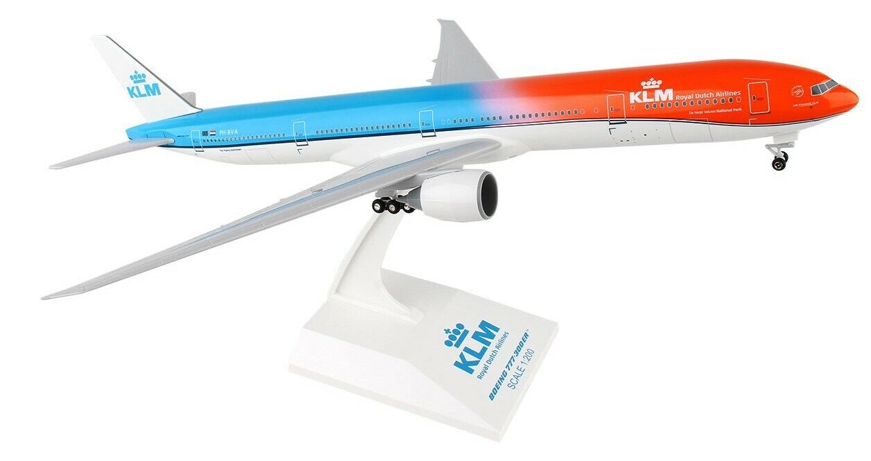 Skymarks SKR972 KLM B777-3ER Orange Pride Desk Top Display Model 1/200 Airplane