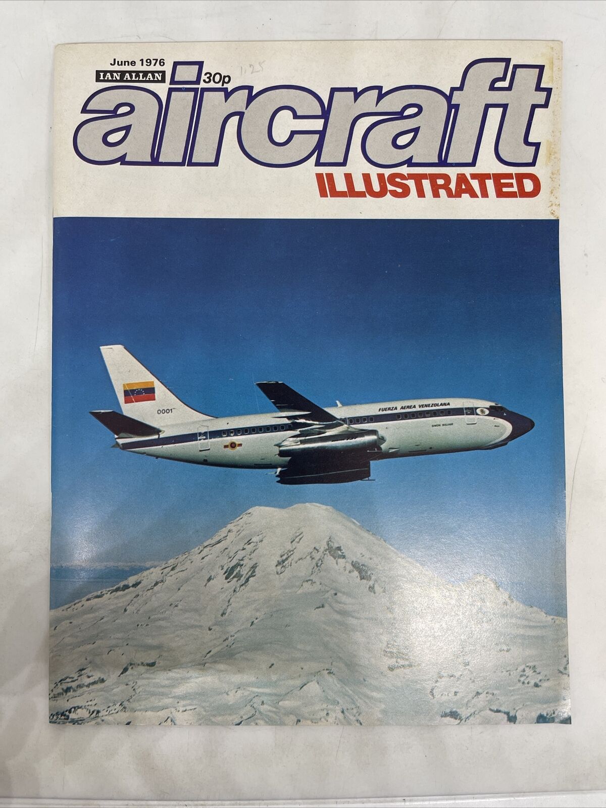 AIRCRAFT ILLUSTRATED Magazine JUNE 1976 IAN ALLAN aviation airlines airways 737