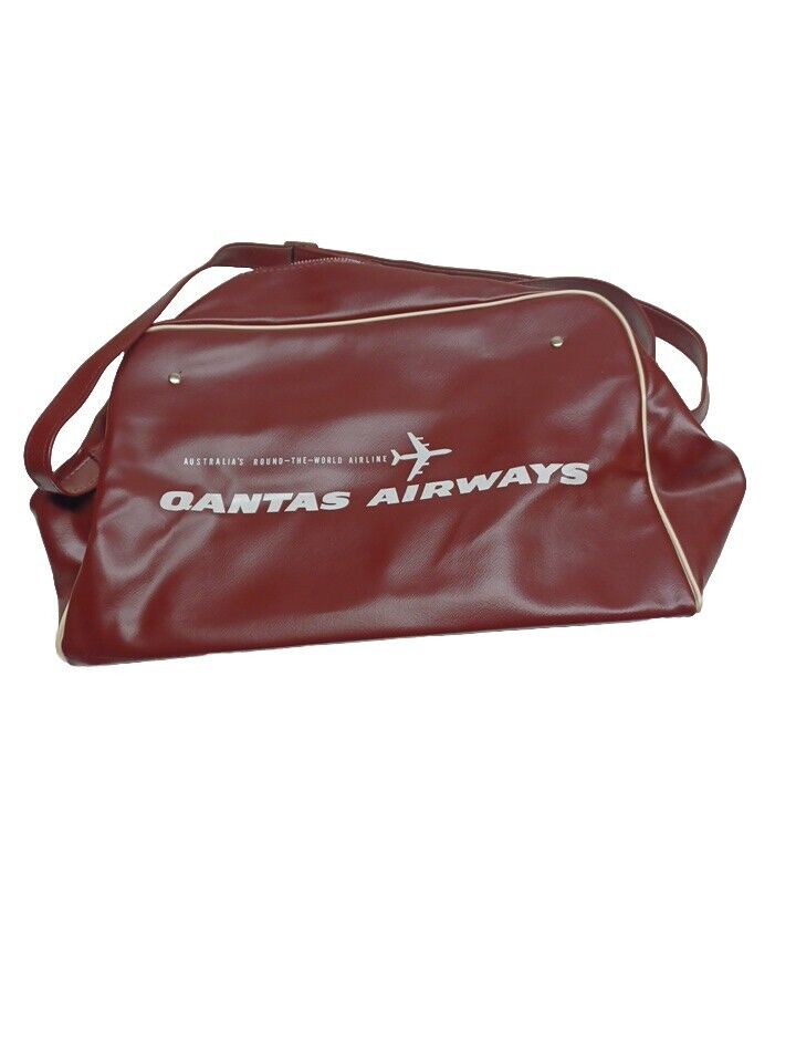 VTG QANTAS Airlines Cabin Flight Bag Australia Retro Aviation Red 17x11 CLEAN