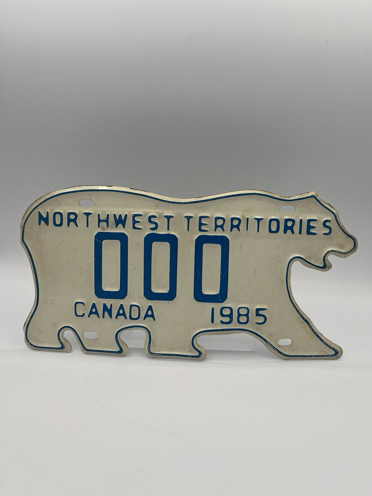 Vintage 1985 Northwest Territories Canada Polar Bear Sample License Plate I1