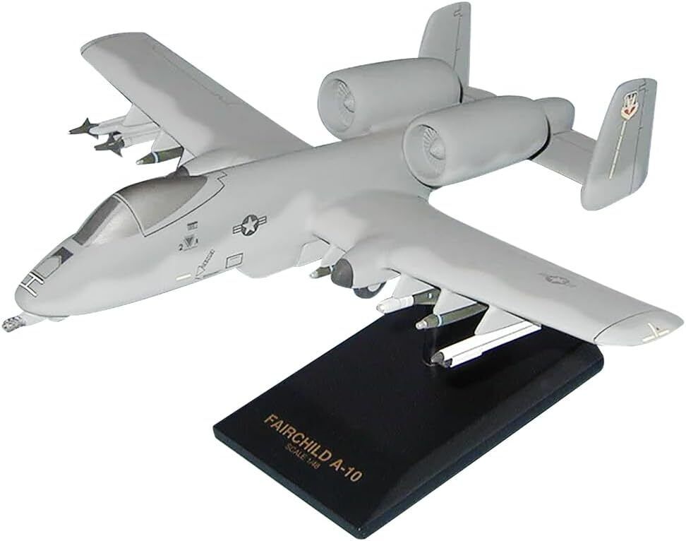 USAF Fairchild Republic A-10 Thunderbolt Desk Top Display 1/48 Model SC Airplane